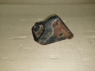 Кронштейн двигателя передний CAMRY 30 02-06