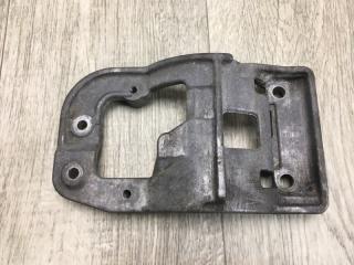 Кронштейн компрессора кондиционера HIGHLANDER 01-07 2002 Внедорожник 3.0 1MZFE