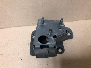 Кронштейн усилителя заднего бампера задний правый M35/M45 04-10 2004 3.5 VQ35DE