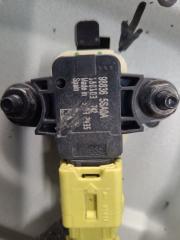 Датчик удара передний левый LEAF 18-