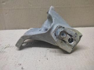 Крепление балки подвески переднее правое TLX 17-20 2019 2.4L