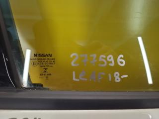 Стекло двери переднее правое LEAF 18-