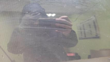 Стекло двери переднее правое LANCER IX 9 03-07