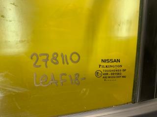 Стекло двери заднее левое LEAF 18-