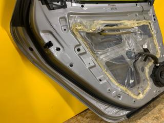 Дверь задняя левая LEAF 18-