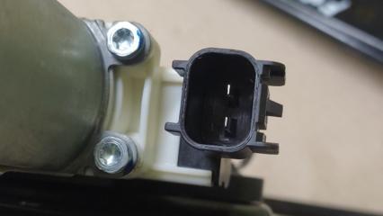 Стеклоподъемник передний правый FOCUS 10-18