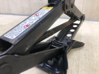 Домкрат ACADIA 12-16 2013 5R1 3.6 LLT