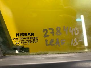 Стекло двери переднее правое LEAF 18-