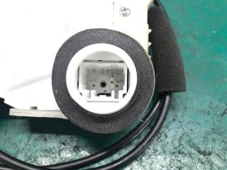 Замок двери передний левый TOYOTA PRIUS - 30 09-17