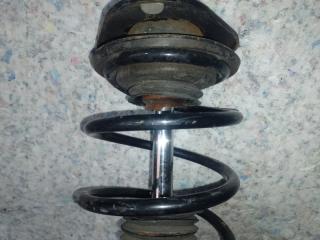 Амортизатор передний левый TOYOTA PRIUS - 30 09-17