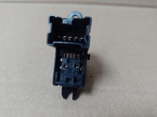 Кнопка стеклоподъемника задняя правая NISSAN LEAF 10-17