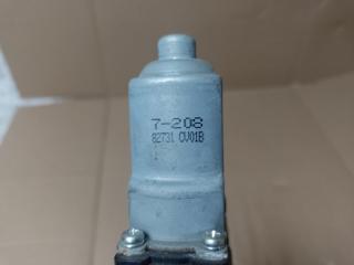 Стеклоподъемник задний правый NISSAN LEAF 10-17