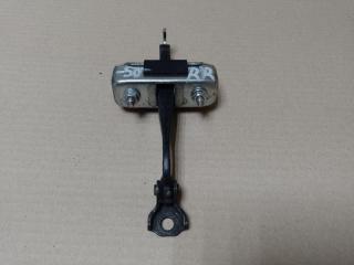 Ограничитель двери задний правый CAMRY 50 12-15