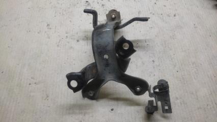Кронштейн крепления компрессора пневмоподвески LEXUS LS430 00-06