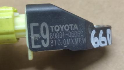 Датчик удара задний левый TOYOTA CAMRY 55 14-17 2.5 2ARFE