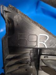 Дефлектор радиатора правый TOYOTA PRIUS - 30 09-17