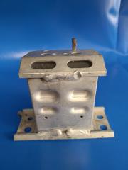 Кронштейн усилителя переднего бампера передний левый PRIUS - 30 09-17