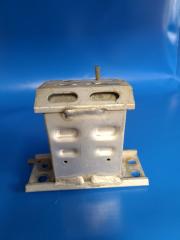 Кронштейн усилителя переднего бампера передний левый PRIUS - 30 09-17