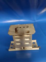 Кронштейн усилителя переднего бампера передний левый PRIUS - 30 09-17