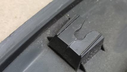 Накладка крыла задняя правая KIA SORENTO XM 09-14 2.4