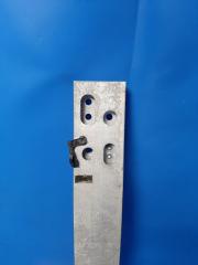 Усилитель переднего бампера передний PRIUS - 30 09-17