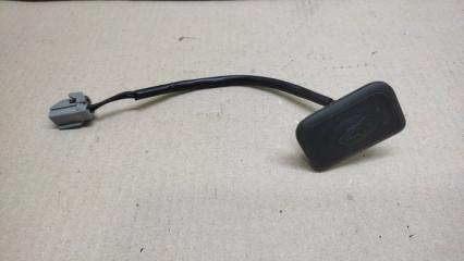 Кнопка закрывания крышки багажника BUICK ENCLAVE 08-12 2008 Б/У Кнопка закрывания крышки багажника BUICK ENCLAVE 08-12 2008