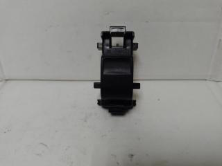 Кнопка стеклоподъемника TOYOTA PRIUS C/AQUA 11-14
