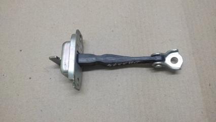 Ограничитель двери задний правый OUTLANDER GF 12- 2016 GF8W 2.4 4J12