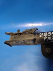 Амортизатор передний правый PRIUS PLUS 11-14