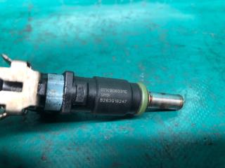 Форсунка топливная VOLKSWAGEN PASSAT B7 11-15 CBTA 2.5L