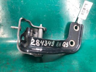 Петля крышки багажника правая AUDI Q5 08-16 2011