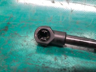 Амортизатор капота правый Q5 08-16 2011 CAEB 2.0T