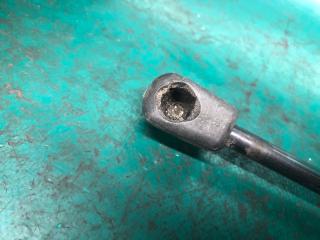 Амортизатор крышки багажника Q5 08-16 2011 CAEB 2.0T