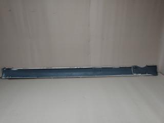 Накладка порога наружная правая 300 04-10 2008 Седан 3.5 EGG