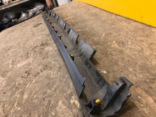 Накладка порога наружная правая KONA OS 17-23