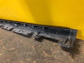 Накладка порога наружная правая KONA OS 17-23