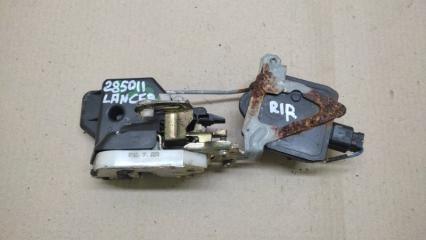 Замок двери задний правый MITSUBISHI LANCER 4/5/6/7/8 88-02