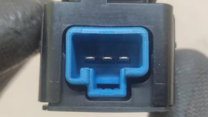 Блок управления люком AVALON 99-05 2000 3.0 1MZFE