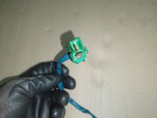 Моторчик стеклоподъемника правый FORESTER SF 97-02