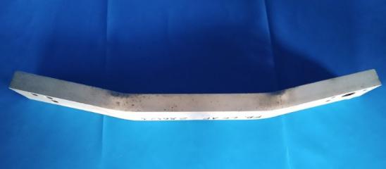 Усилитель переднего бампера передний LEAF 10-17