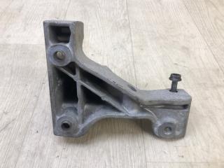 Кронштейн промежуточного вала передний правый 200 14-16