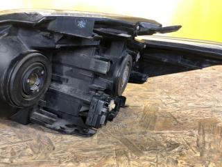 Фара правая PRIUS - 30 09-17