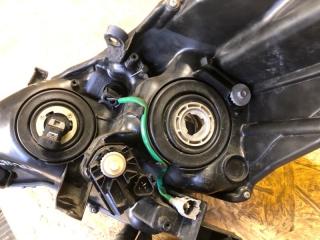 Фара правая PRIUS PLUS 11-14