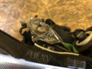 Фара правая PRIUS PLUS 11-14