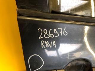 Дверь передняя правая RAV4 05-12