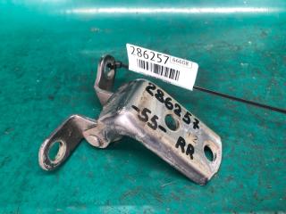 Петля двери нижняя задняя правая TOYOTA CAMRY 55 14-17 2015 Б/У Петля двери нижняя задняя правая TOYOTA CAMRY 55 14-17 2015