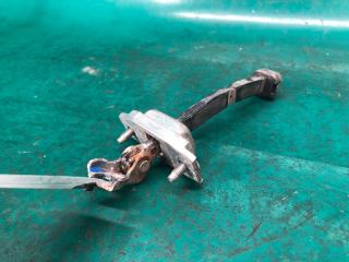 Ограничитель двери задний левый CAMRY 40 06-11 2010 2.5 2ARFE