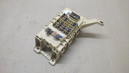 Блок предохранителей салон RX300 98-03 2000 3.0 1MZFE