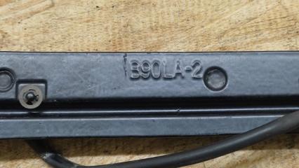 Поводок стеклоочистителя передний правый FX S50 03-08 2005 3.5 VQ35DE