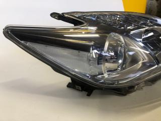 Фара правая PRIUS - 30 09-17